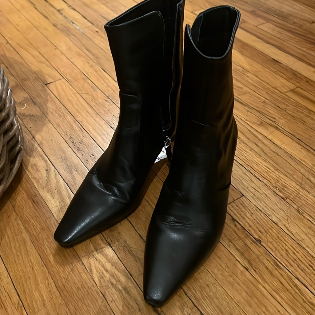Zara Black Leather Ankle Boots